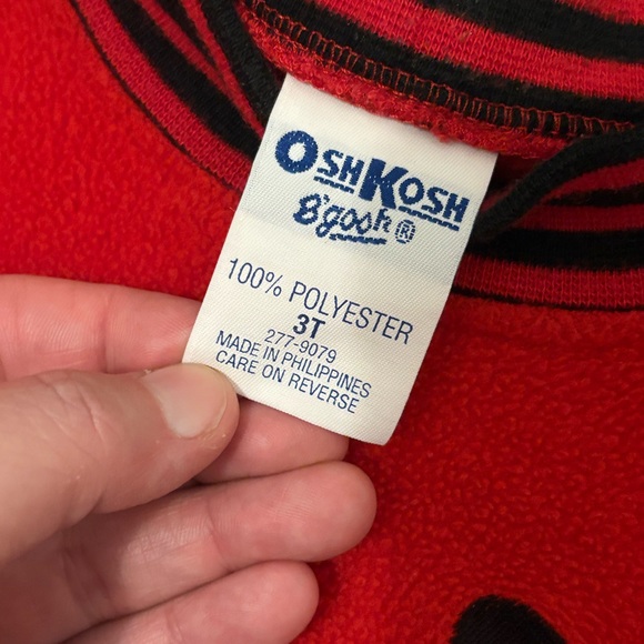 Kids Vintage OshKosh B'gosh Red and Black Puppy Sweatshirt Size 3T - Picture 3 of 3